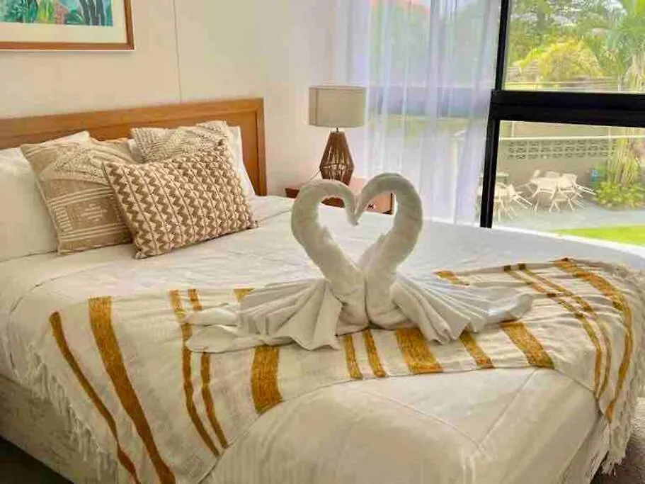 Apartment Beachside Bliss Resort Pool, Spa & Sauna Gold Coast Australia