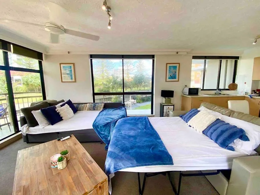 Beachside Bliss Resort Pool, Spa & Sauna Gold Coast Apartment
